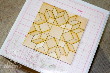 DIY Wood Quilt Decor Dutch Rose Pattern Farm House Style